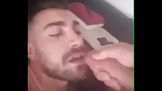 FACIALES Y MUCHA LECHE DE Staunch